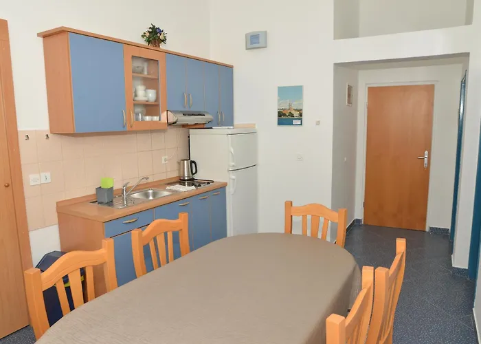 Lonic Куклица