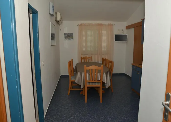 Lonic تشوكييتزا