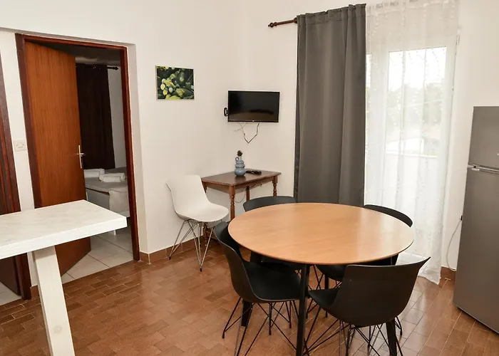 Lonic تشوكييتزا